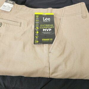 LEE Extreme Motion MVP Pants Beige Relaxed Fit Straight Leg Men's w54xL32